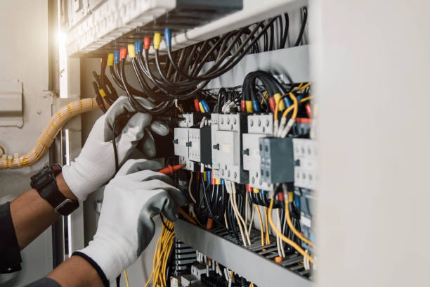 Best Emergency Electrical Repair  in Menonee, MI